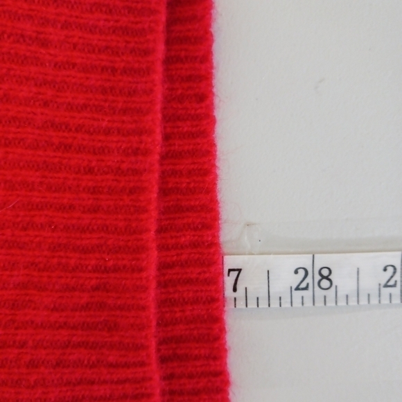 Vintage beaded  wool/angora turtleneck - Picture 8 of 9